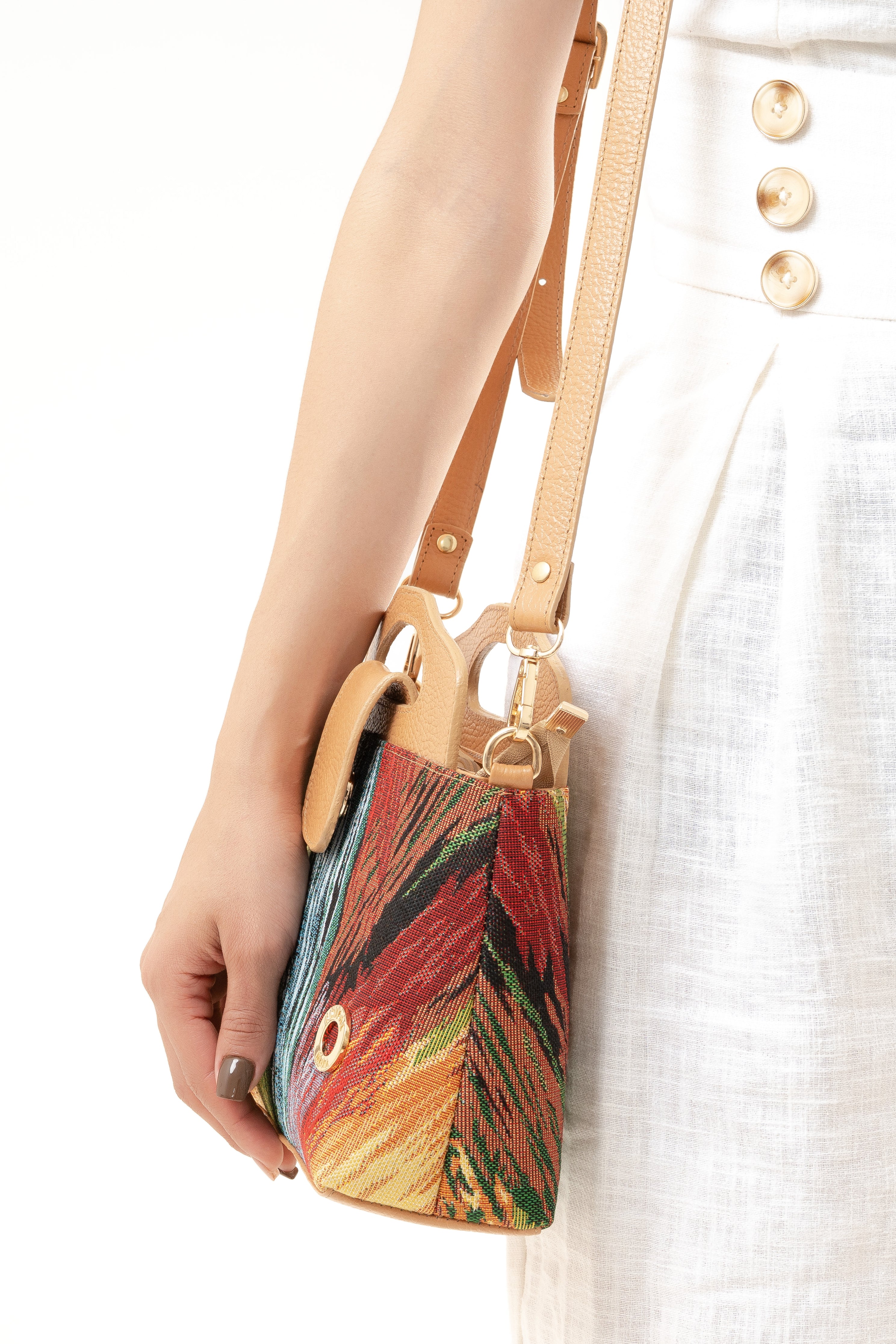 Cálido atardecer miel desierto