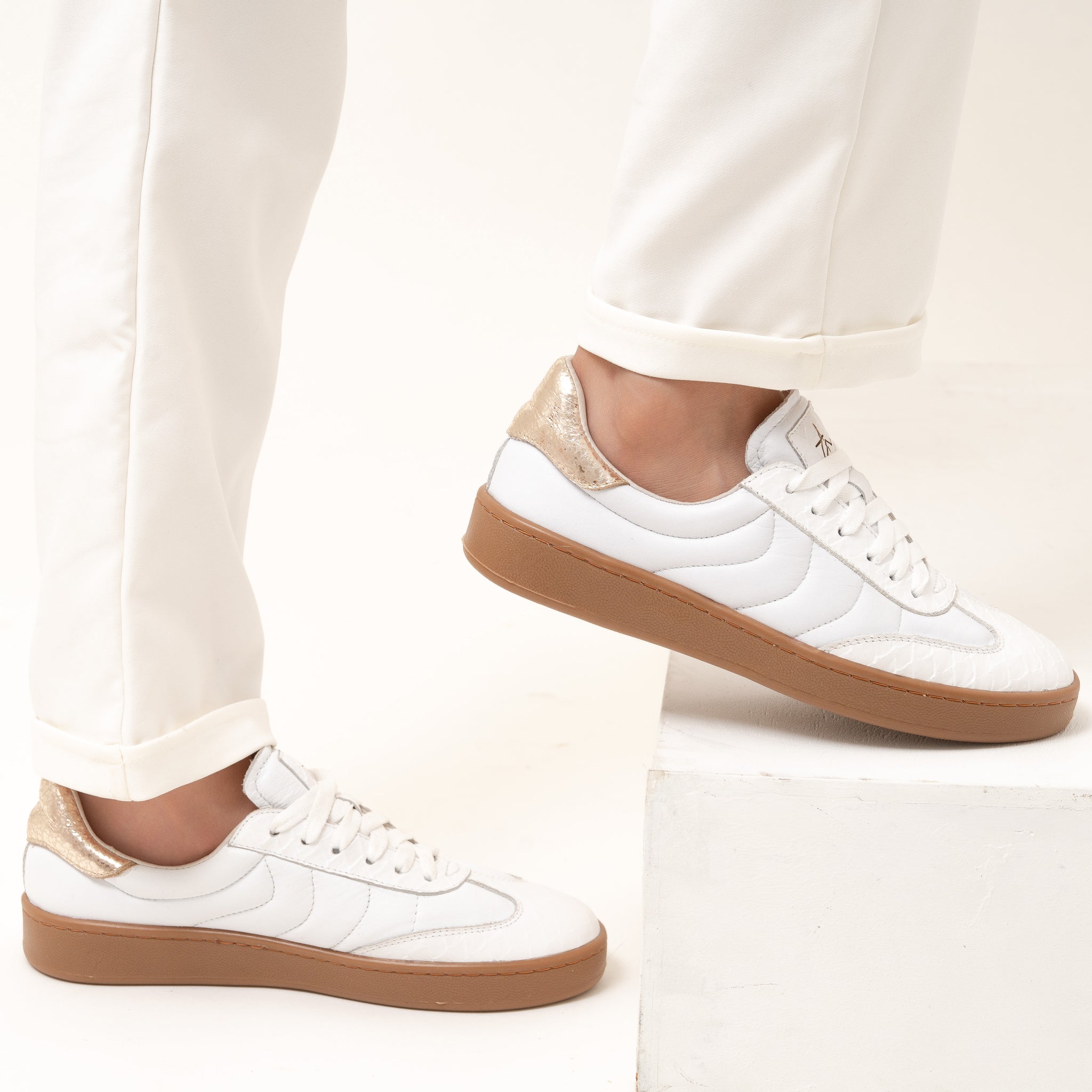 Esencial blanco
