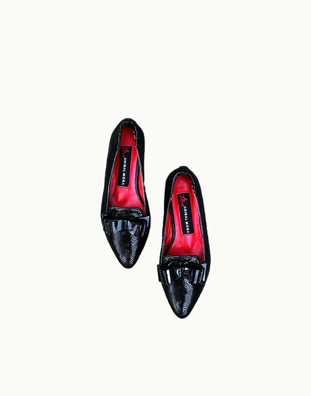 Baleta puntuda de moño